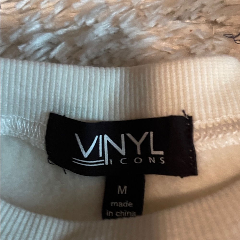 Cream New York Graphic Crewneck Sweatshirt with Black Sleeve Number - Picture 2 of 6